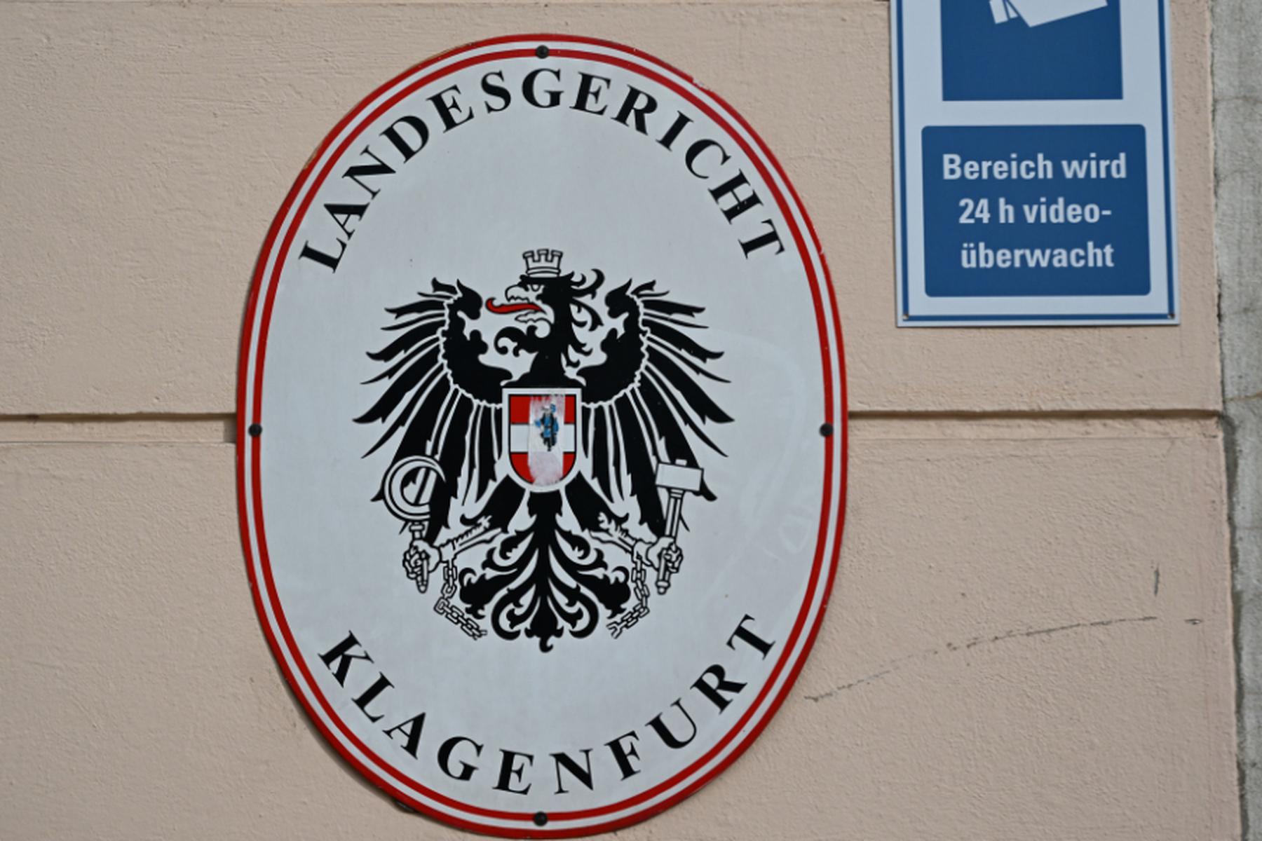 Nekdanji varovanec doma toži Koroško za 30.000 evrov