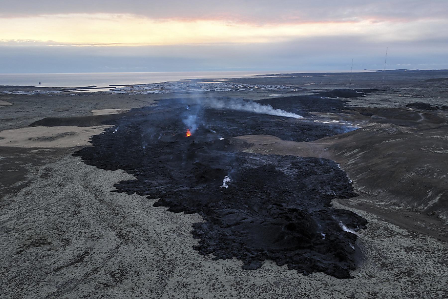 Reykjavik | Gefahr von Erdrissen nach Vulkanausbruch in Island