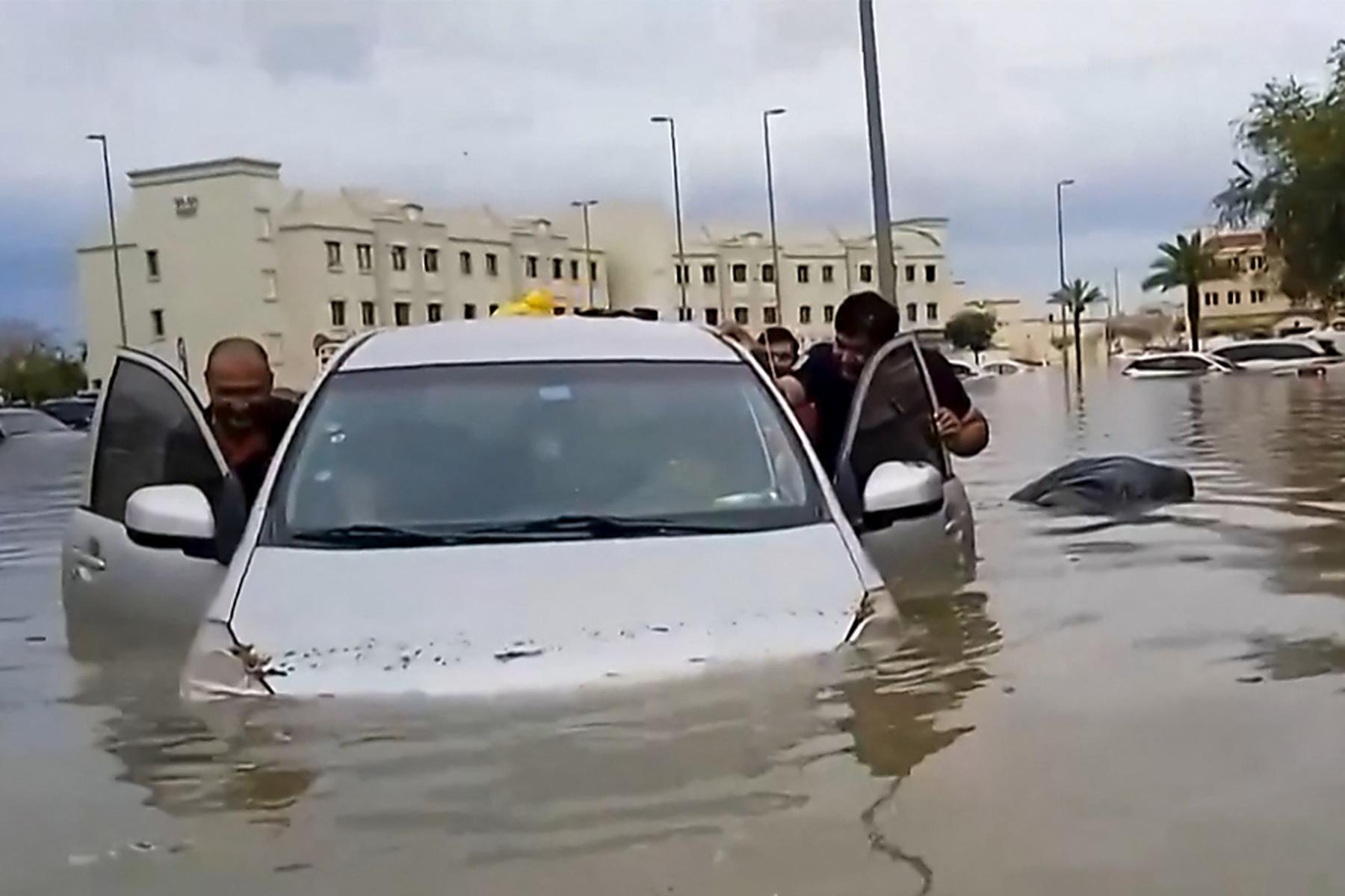 Dubai: Schwerster Regen seit 1949 in den Emiraten