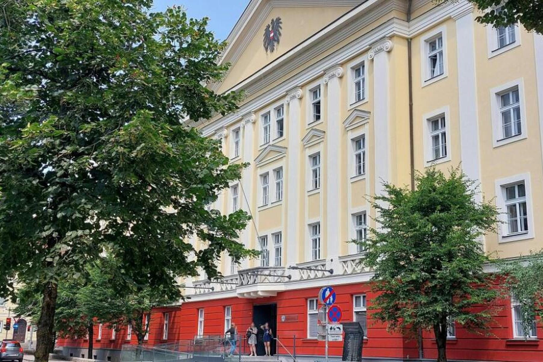 Klagenfurt: Prozess um Drogenhandel in großem Stil in Kärnten vertagt