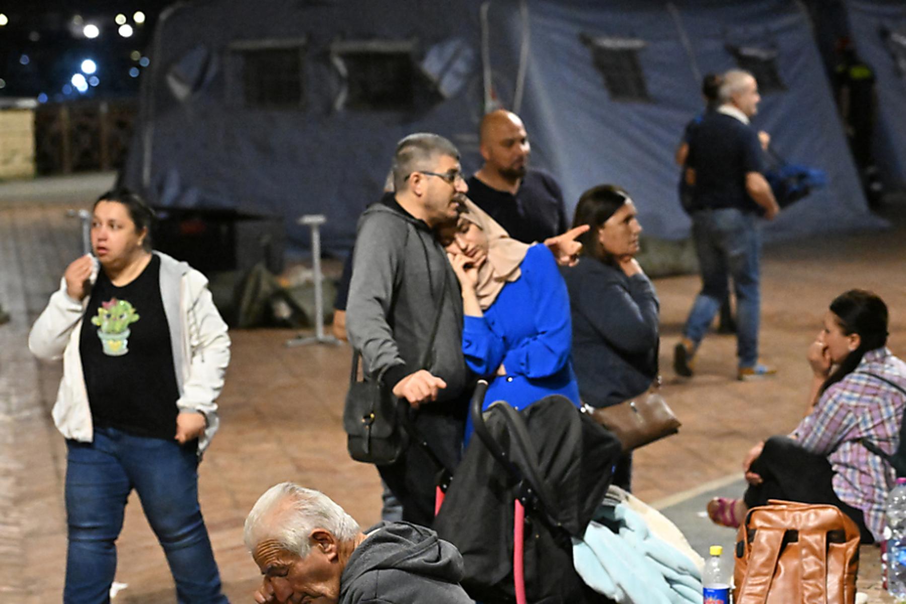 Neapel: 39 Haushalte wegen Erdbeben bei Neapel evakuiert
