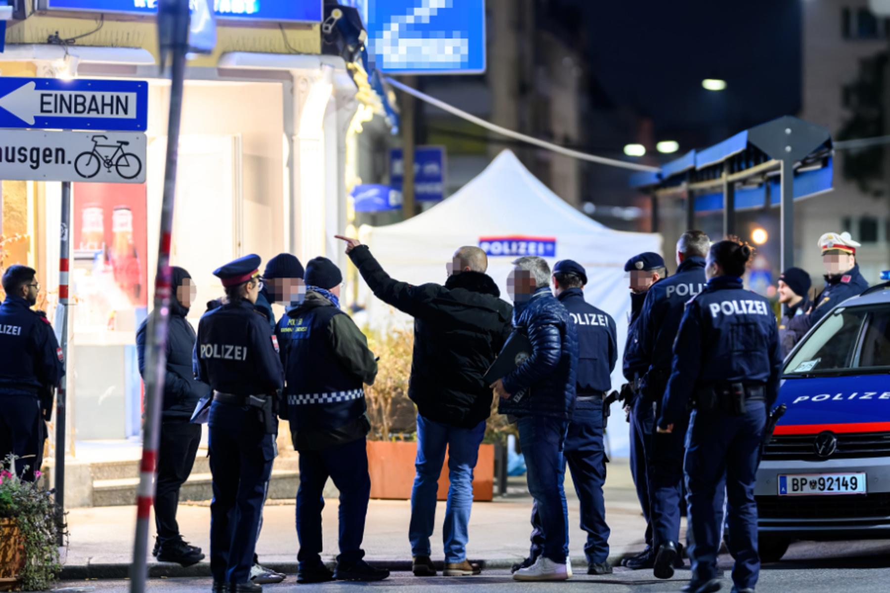 Po smrtonosnih strelih v dunajskem lokalu poteka mednarodna preiskava in hišne preiskave