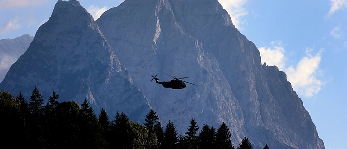 Ein Kletterer wurde auf der Zugspitze von einer Lawine erfasst | Ein Kletterer wurde auf der Zugspitze von einer Lawine erfasst