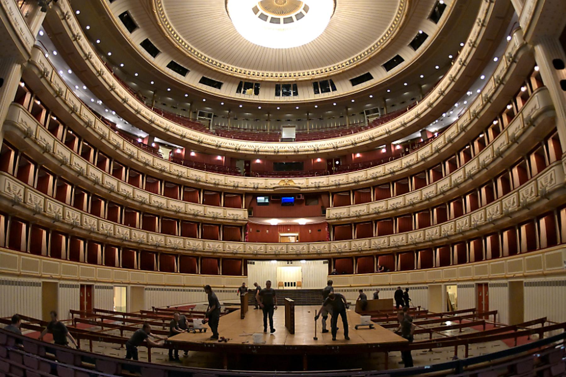 Wien | Staatsoper wird für Opernball in Ballsaal verwandelt