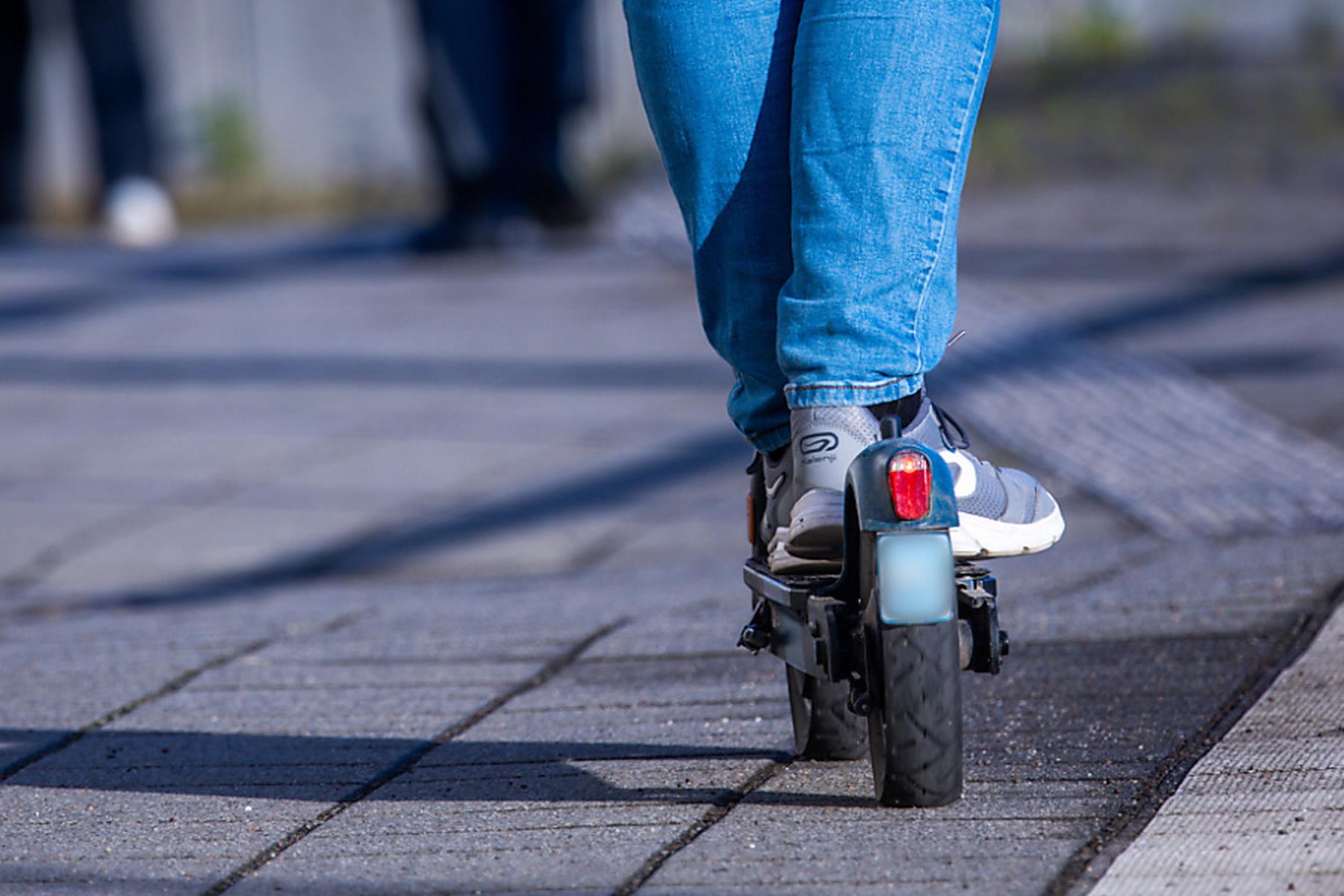Wien: Jugendliche in Wien bei Unfall mit E-Scooter schwer verletzt