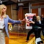 US-Justizministerin Bondi bei Medientermin zu Fentanyl-Großaufgriff | US-Justizministerin Bondi bei Medientermin zu Fentanyl-Großaufgriff