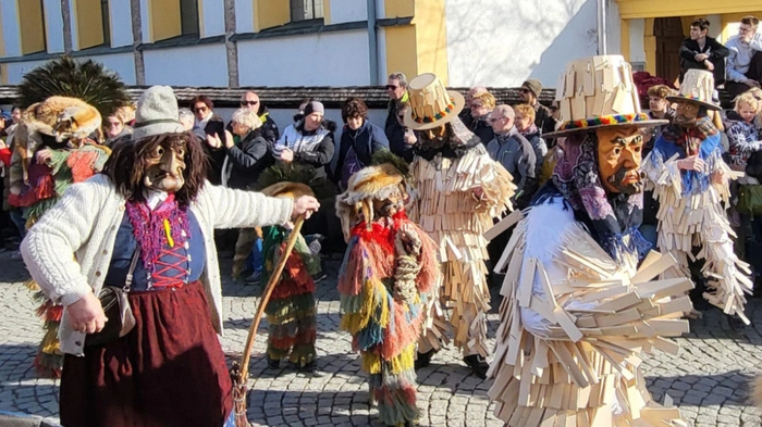 23 Gruppen waren beim Umzug zu bestaunen | 23 Gruppen waren beim Umzug zu bestaunen
