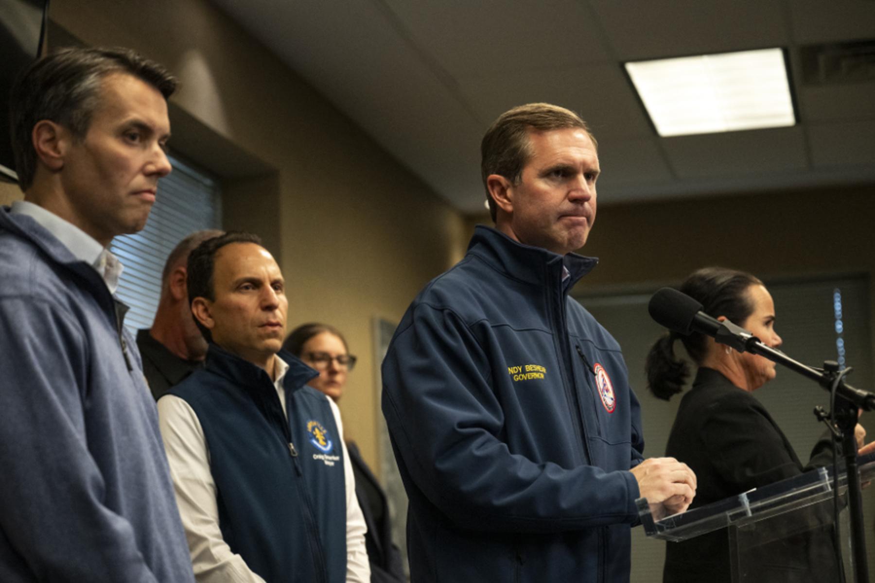 Louisville (Kentucky)/Atlanta (Georgia): Opferzahl bei Frachtflugzeug-Absturz in USA steigt auf elf