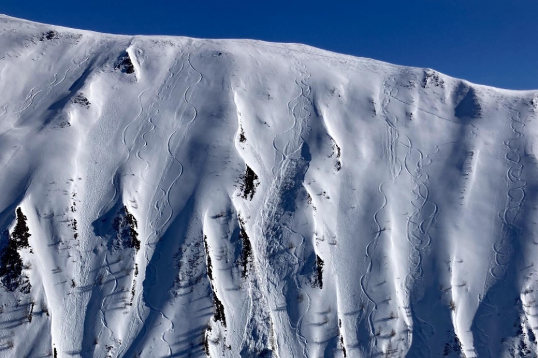 Bern: Gletscher überleben dank Lawinen wohl etwas länger