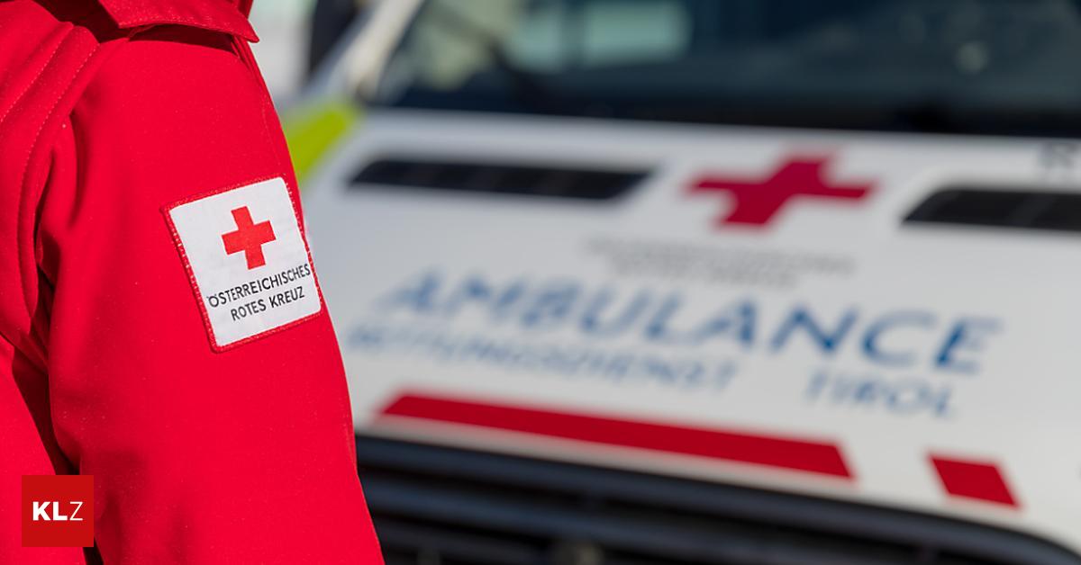 Motorradfahrer-21-wurde-ber-Fahrbahn-geschleudert-schwer-verletzt