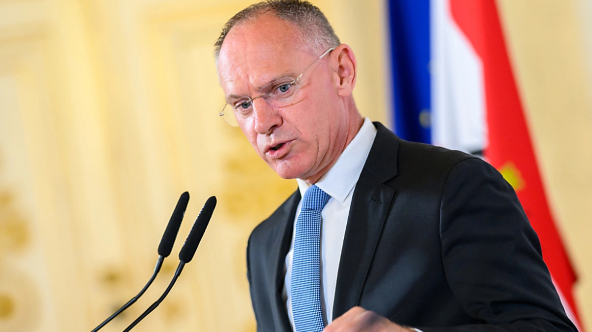 Karner stellte am Freitag den Gesetzesentwurf vor | Karner stellte am Freitag den Gesetzesentwurf vor