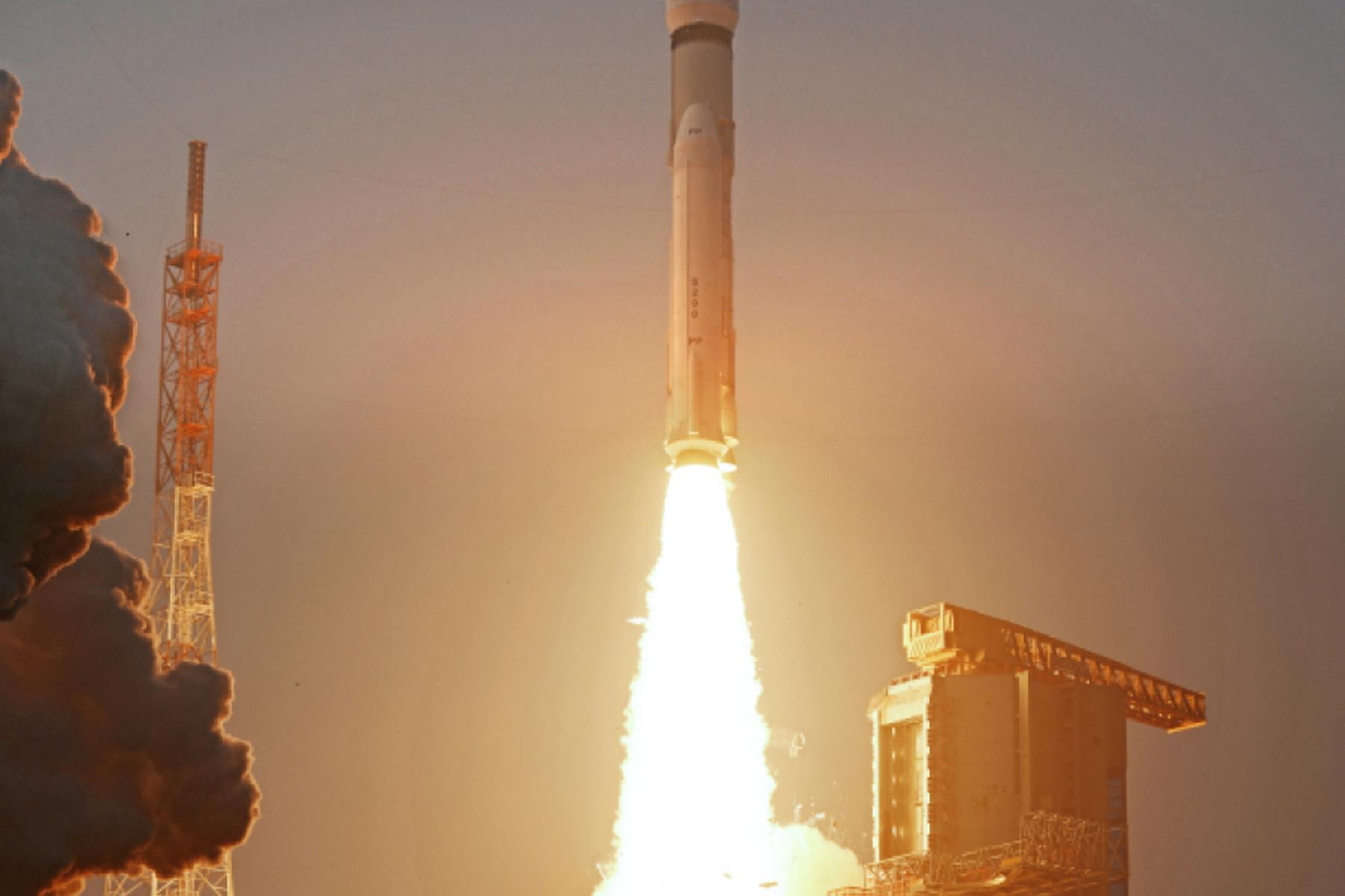 Sriharikota/Neu-Delhi: Indien schickt bisher schwersten Satelliten ins All