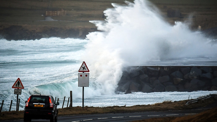 Der Sturm fegte auch schon über die Shetlands | Der Sturm fegte auch schon über die Shetlands