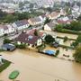 Zahlreiche Überflutungen in Niederösterreich | Niederösterreich steht an vielen Stellen unter Wasser, Hilfe aus Kärnten ist nun vor Ort angekommen