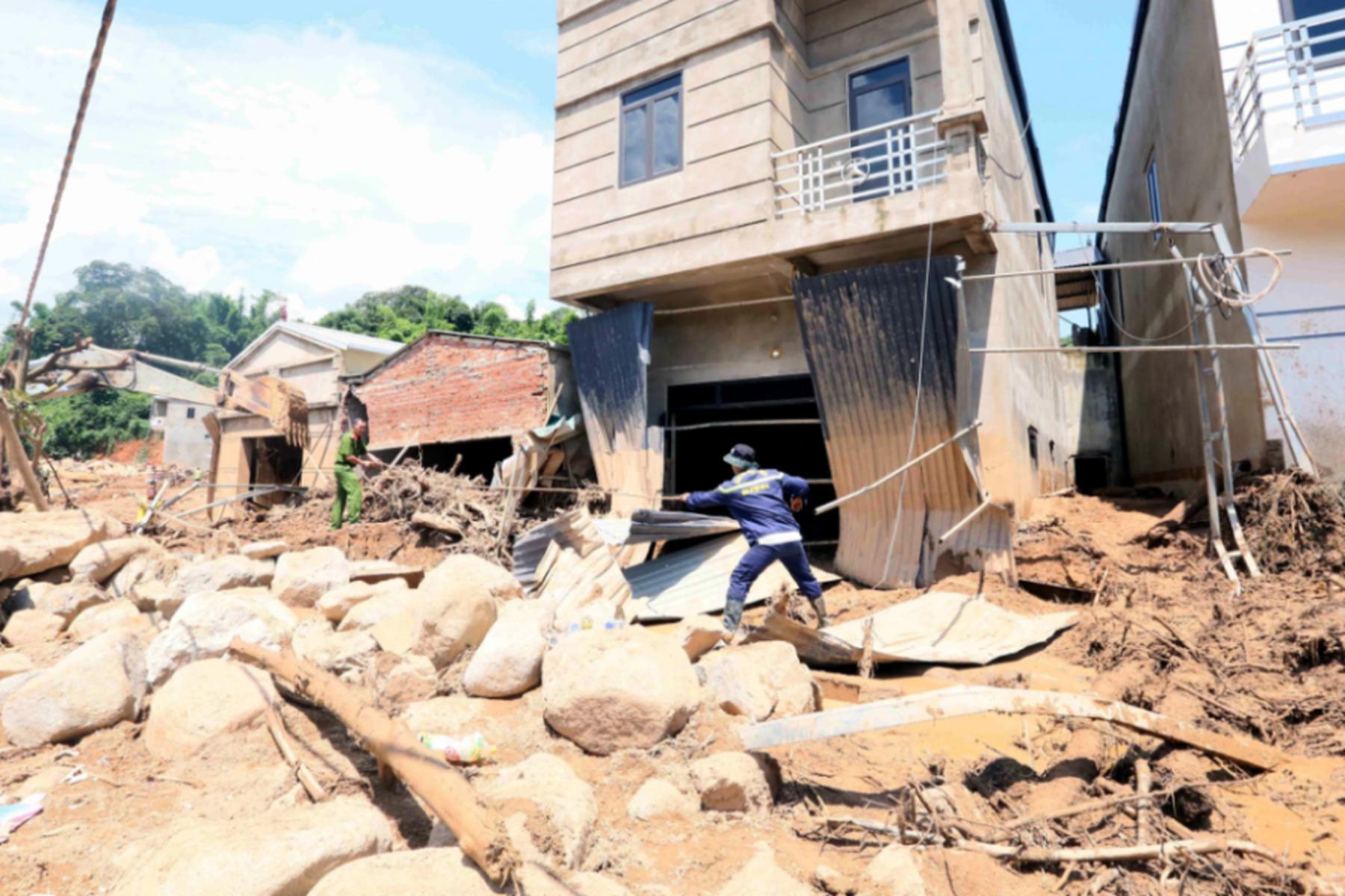Hanoi: Tote bei Sturzflut durch Starkregen im Norden Vietnams