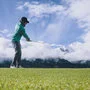 Ein Freizeitgolfer auf einem Golfplatz | Ein Freizeitgolfer auf einem Golfplatz