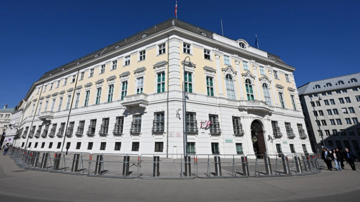 Die Spitzen von Bund, Ländern und Gemeinden tagen im Bundeskanzleramt | Die Spitzen von Bund, Ländern und Gemeinden tagen im Bundeskanzleramt