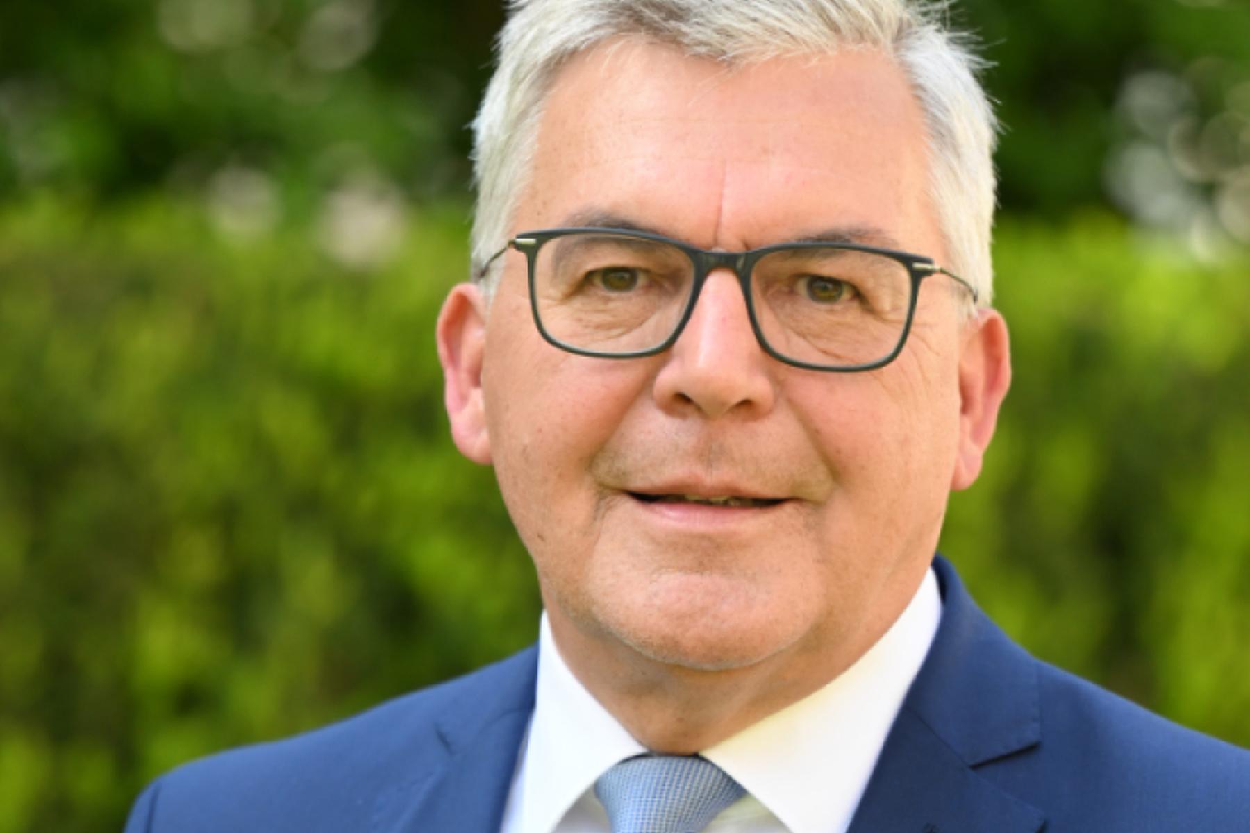 Salzburg: Salzburgs Finanzlandesrat Josef Schwaiger gestorben