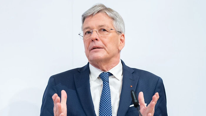 Kaiser sieht Dreikampf um ersten Platz bei Nationalratswahl | Kaiser sieht Dreikampf um ersten Platz bei Nationalratswahl