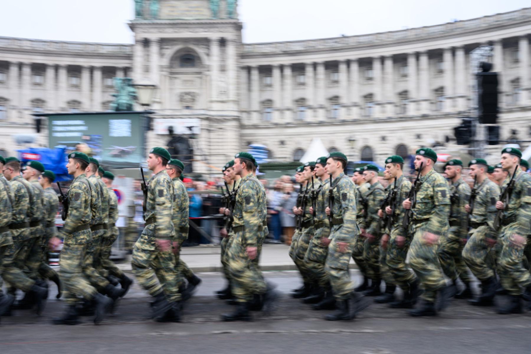 Wien: Kurzhaar-Pflicht beim Heer könnte fallen