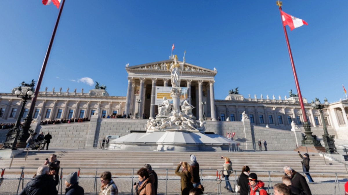 Besucher beim Tag der offenen Tür 2023 | Besucher beim Tag der offenen Tür 2023