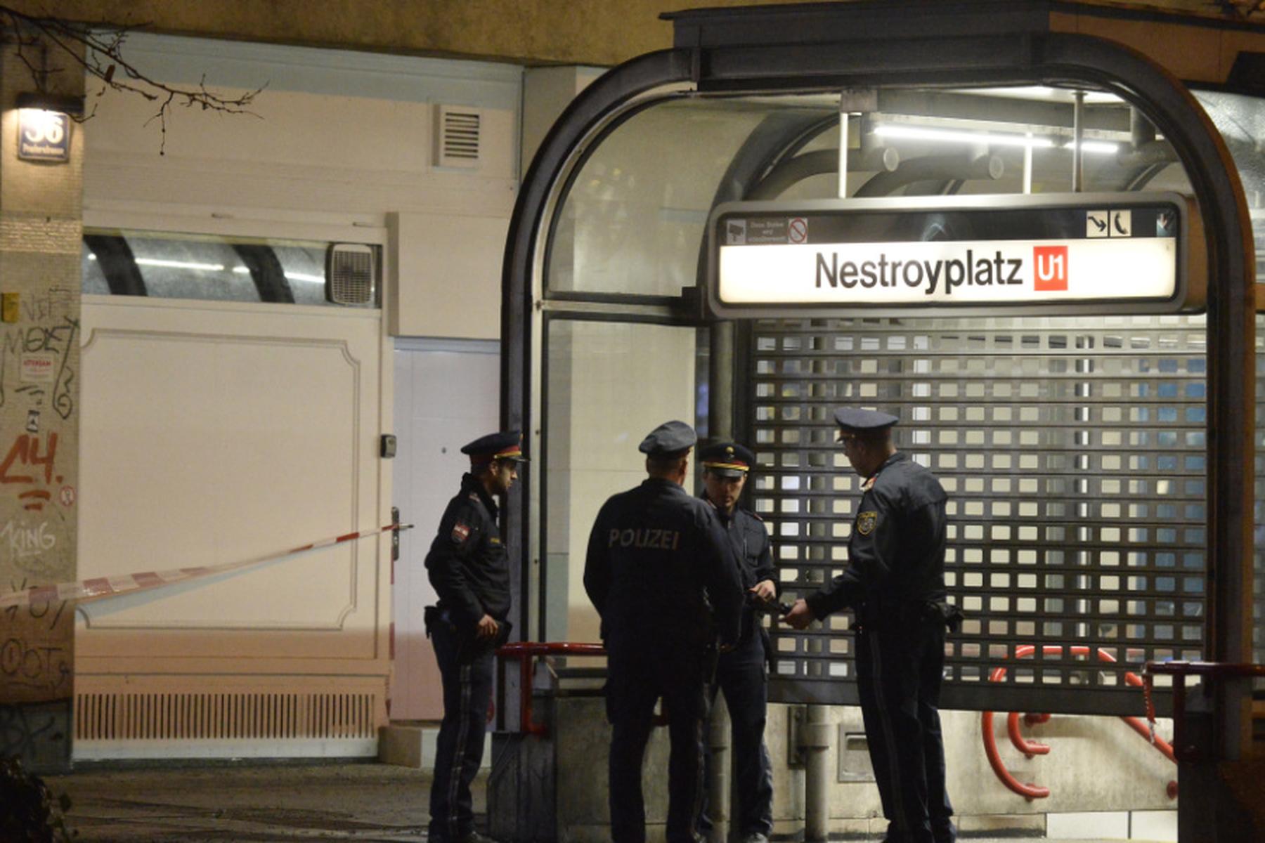 Wien: Zwei Unbeteiligte nach Demo von Identitären attackiert