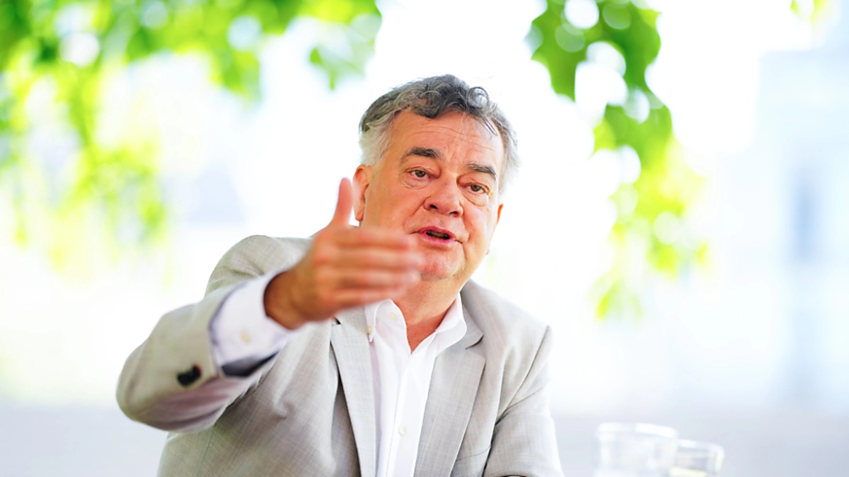 Kogler lässt sich am Samstag zum Grünen Spitzenkandidaten küren. | Kogler lässt sich am Samstag zum Grünen Spitzenkandidaten küren.