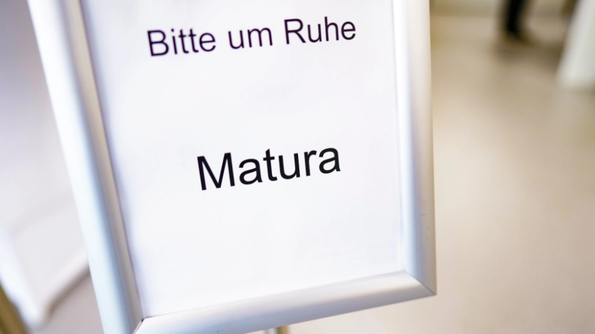Nur 27 Prüfungshefte am Freitag bestellt | Nur 27 Prüfungshefte am Freitag bestellt
