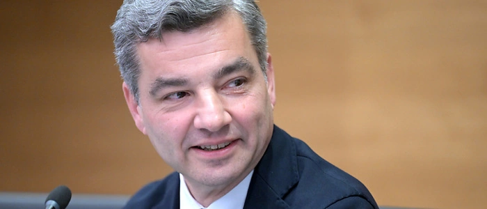 Finanzprokuratur-Präsident Wolfgang Peschorn | Peschorn kritisiert auch das Vorgehen der Strafverfolgungsbehörden im Fall von Benkos Fußfessel