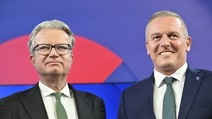 Mario Kunasek verhandelt mit der ÖVP  | Mario Kunasek verhandelt mit der ÖVP 