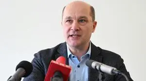 Gemeindebund-Präsident Pressl war am Mittwoch zu Gast in der ZiB 2 | Gemeindebund-Präsident Pressl war am Mittwoch zu Gast in der ZiB 2