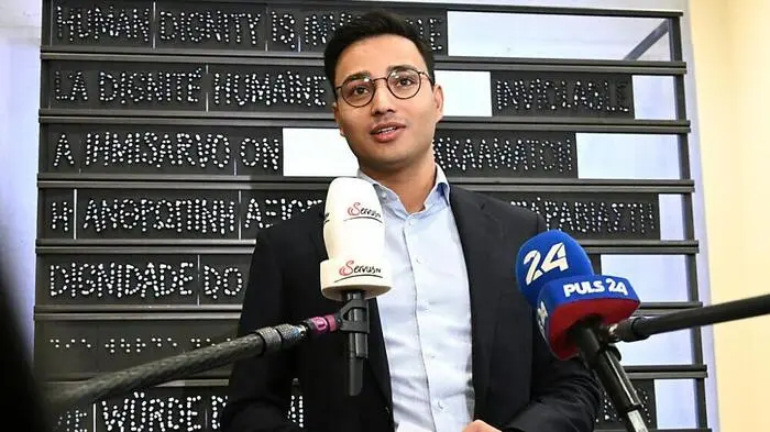 NEOS-Fraktionsführer Shetty will Antrag einbringen | NEOS-Fraktionsführer Shetty will Antrag einbringen