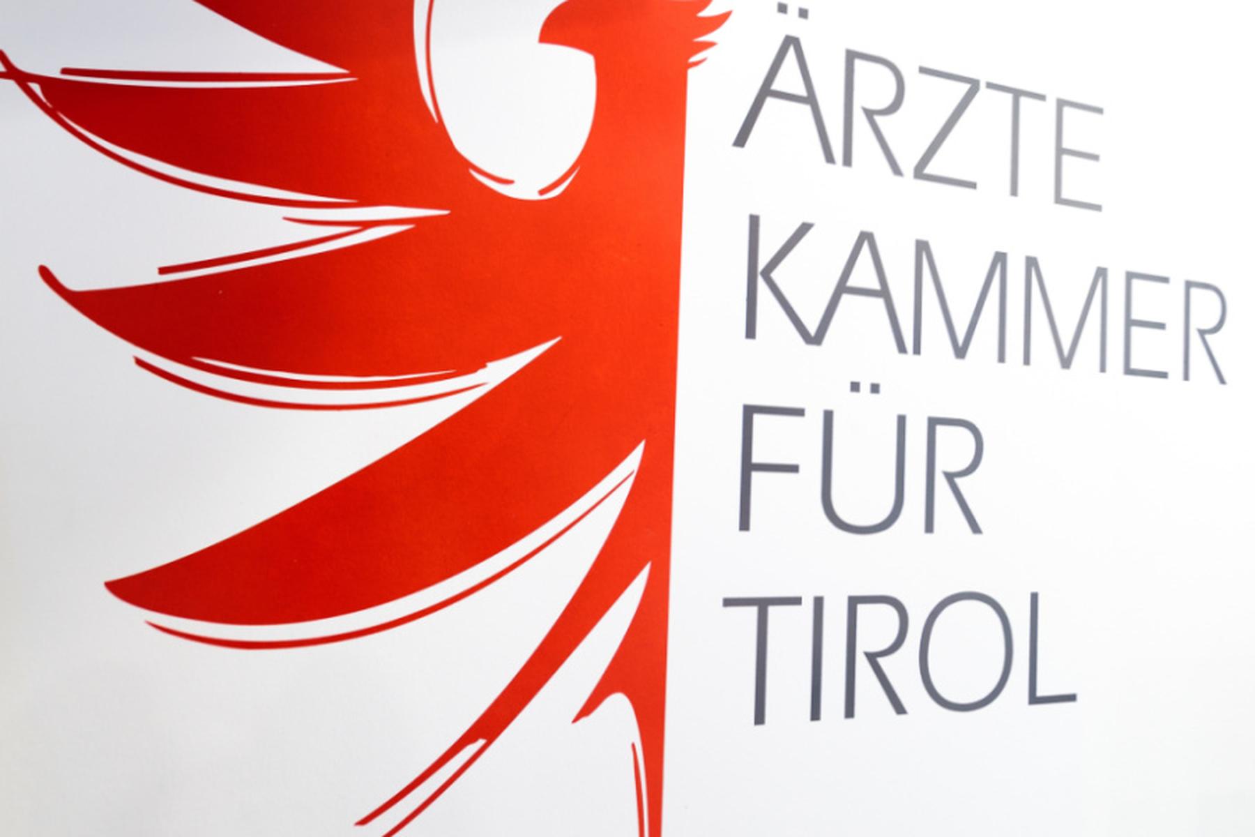 Innsbruck/Österreich: Tirols Ärzte-Chef für Zentralisierung, Ärger über Bezügefall