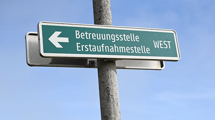 Weiter viel Betrieb in Flüchtlingseinrichtungen | Weiter viel Betrieb in Flüchtlingseinrichtungen