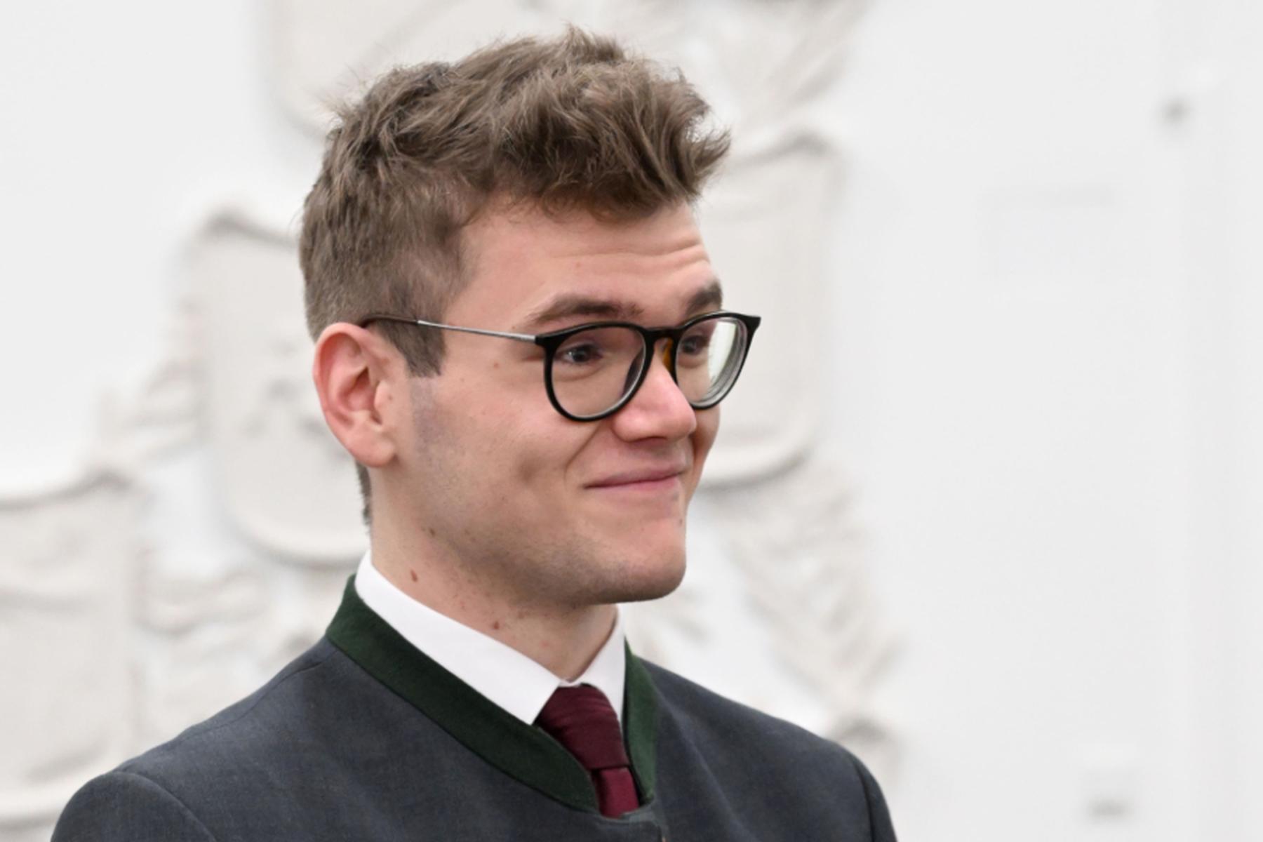 Salzburg: Salzburgs jüngster Landesrat Aigner im Landtag angelobt