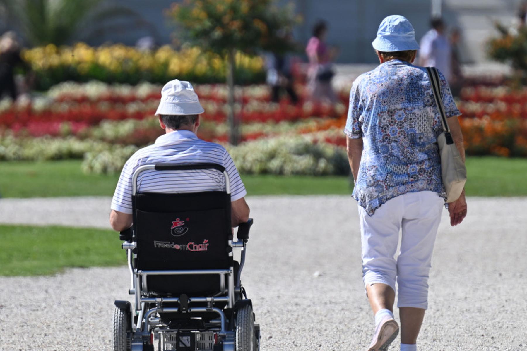 Wien: NGOs warnen vor Sozialhilfe-Kürzungen bei chronisch Kranken