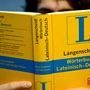 Latein-Unterricht bleibt umstritten | Latein-Unterricht bleibt umstritten