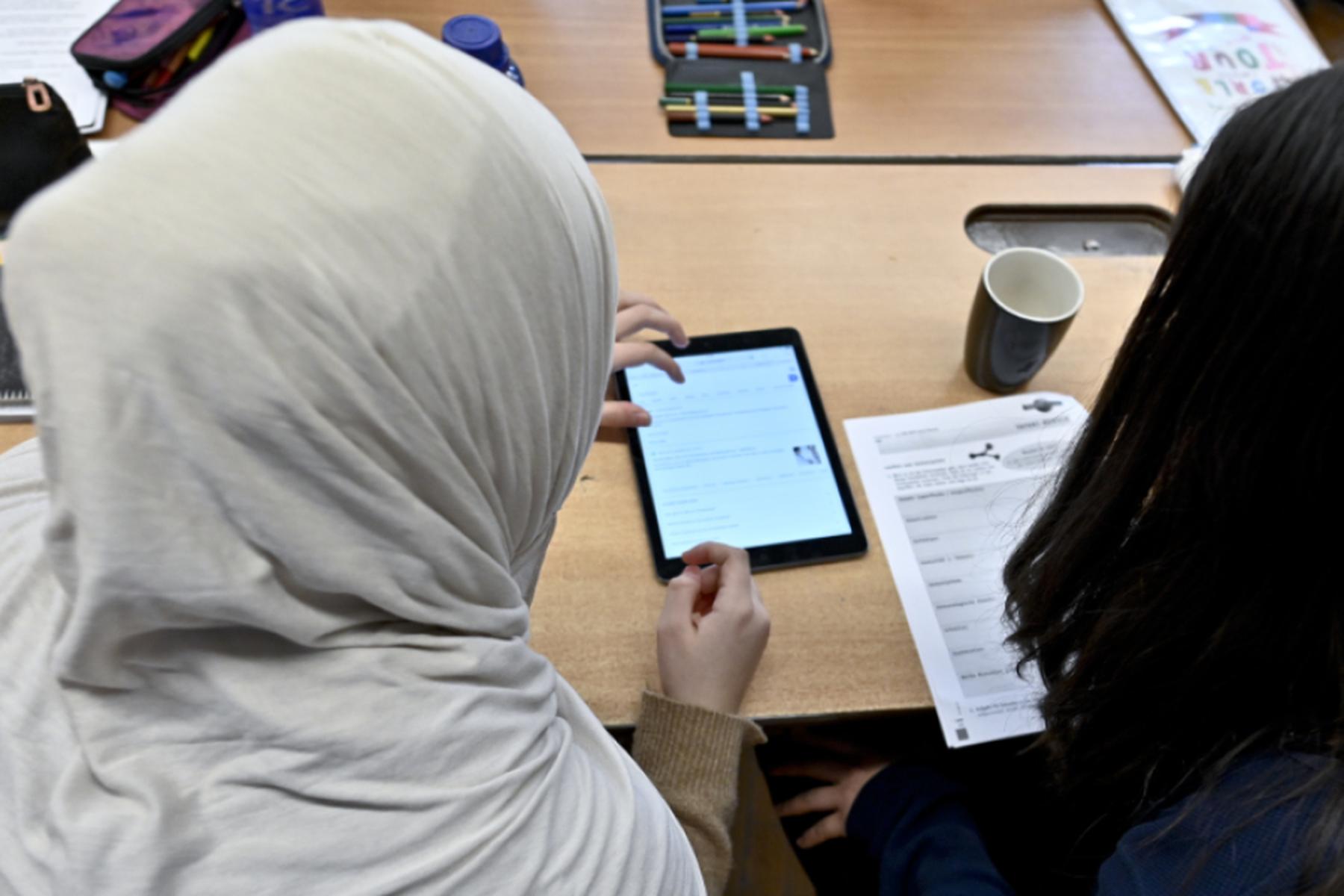 Wien: IGGÖ "irritiert" über Aussage Plakolms zu Kopftuch