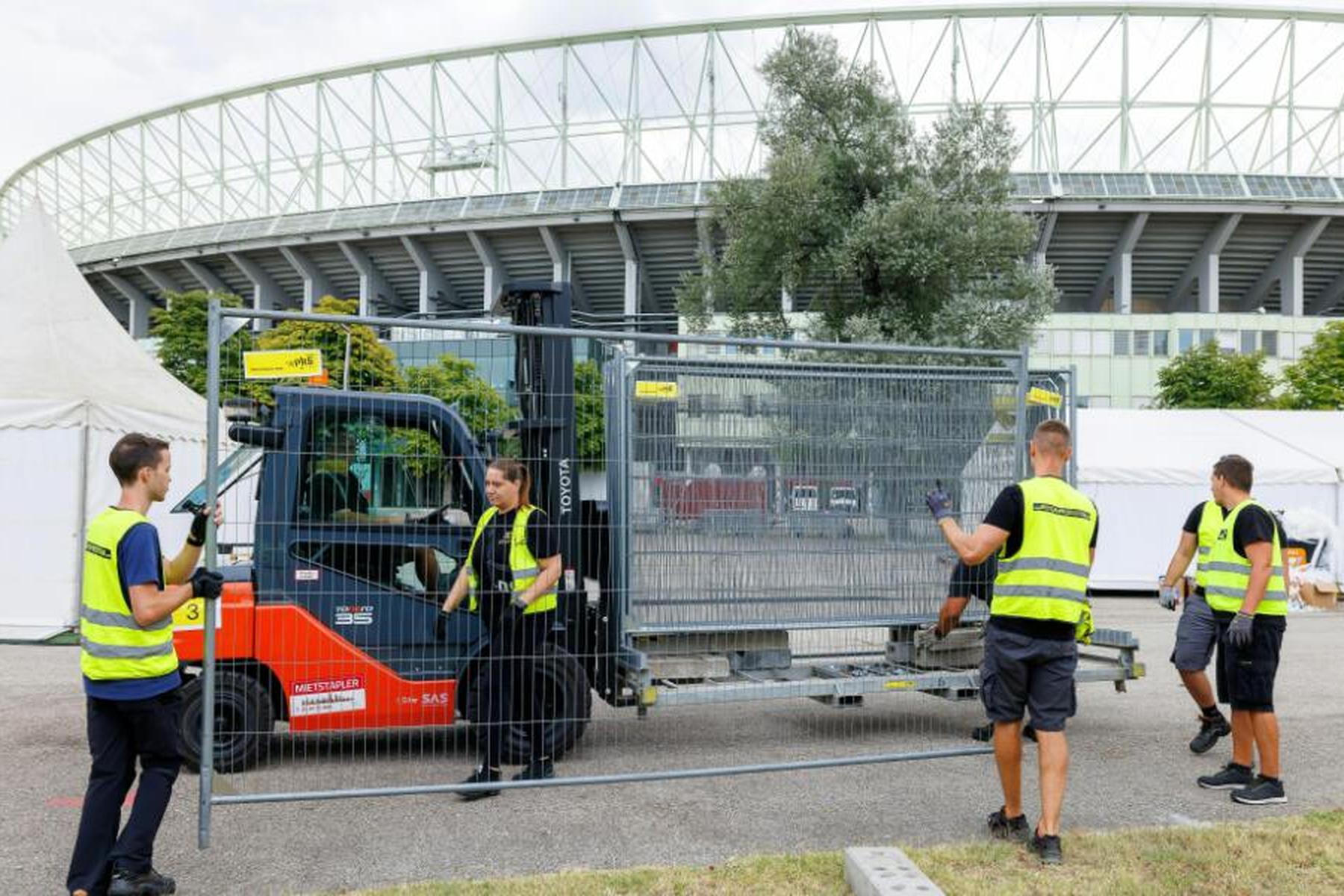 Wien/Wiener Neustadt/Ternitz: Terror-Prozess gegen 18-Jährigen nach Swift-Anschlagsplänen