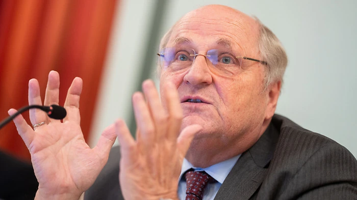 Fiskalratschef sorgt sich wegen Steuerplänen der Parteien | Fiskalratschef sorgt sich wegen Steuerplänen der Parteien