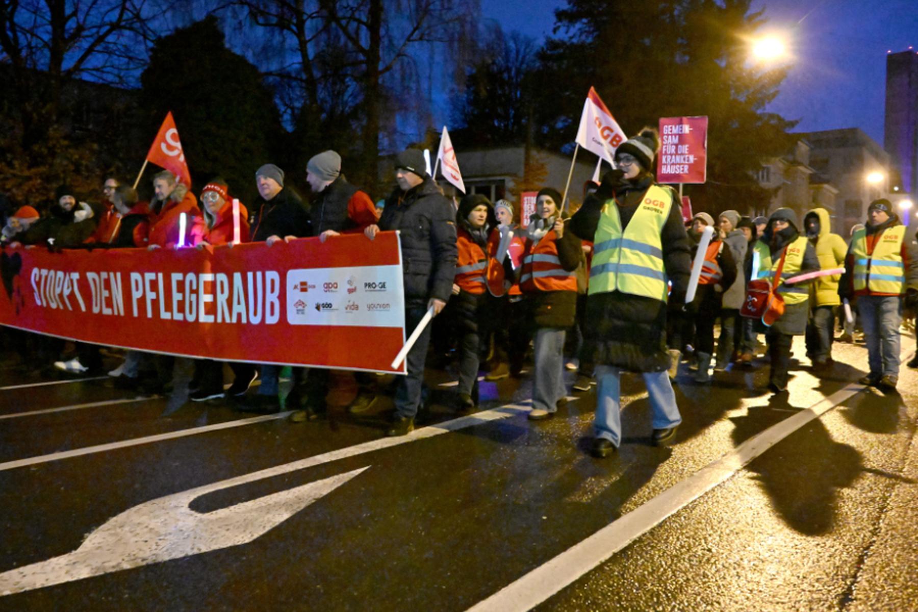 Salzburg: Stabilitätspakt: Doch sechs Monate Pflegebonus in Salzburg