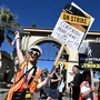 Die Schauspieler in Hollywood kämpfen für bessere Arbeitsbedingungen | Die Schauspieler in Hollywood kämpfen für bessere Arbeitsbedingungen