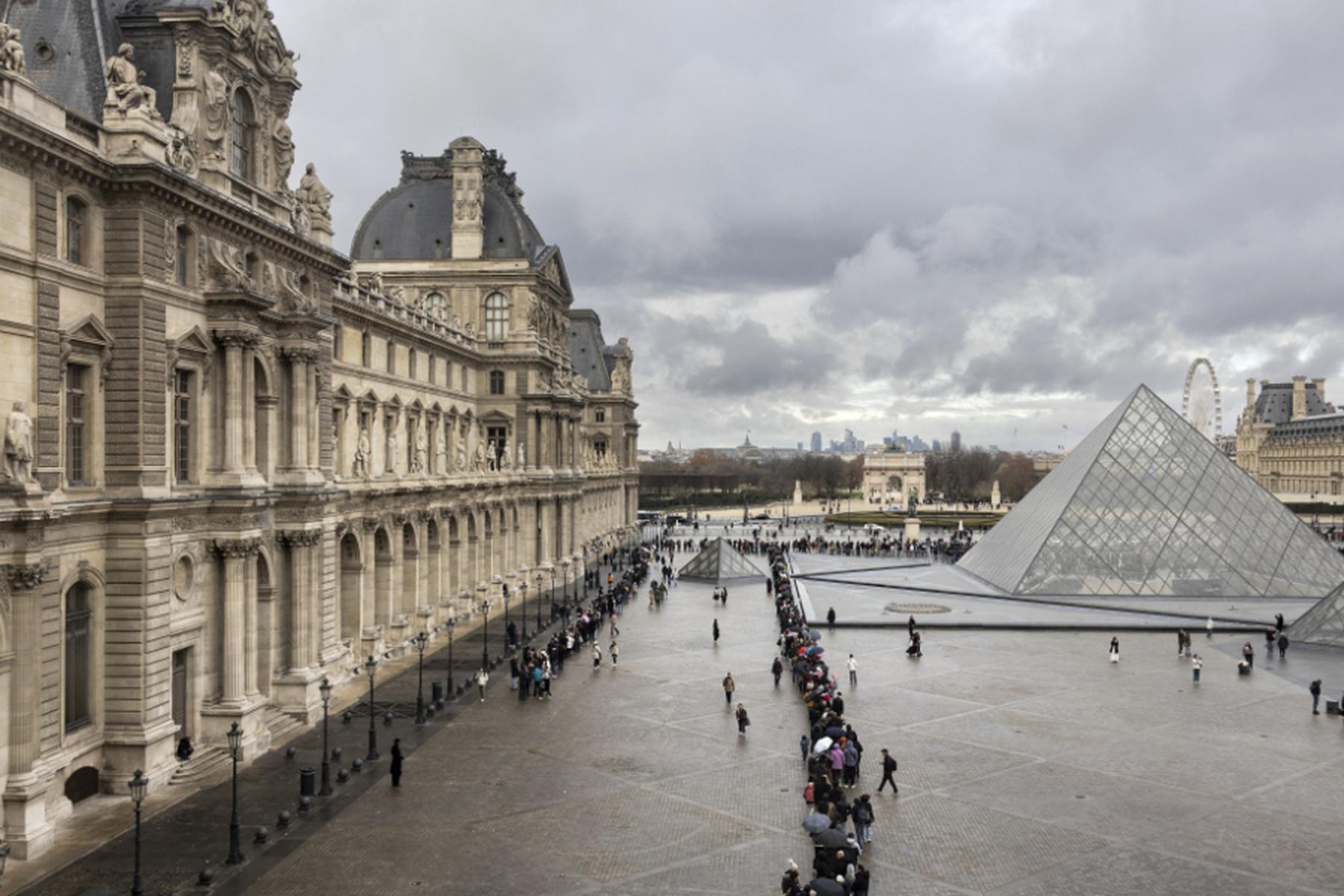 Paris: Louvre erhöht Preise für Touristen außerhalb der EU massiv