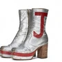 Elton Johns Stiefel brachten fast 95.000 Dollar ein | Elton Johns Stiefel brachten fast 95.000 Dollar ein