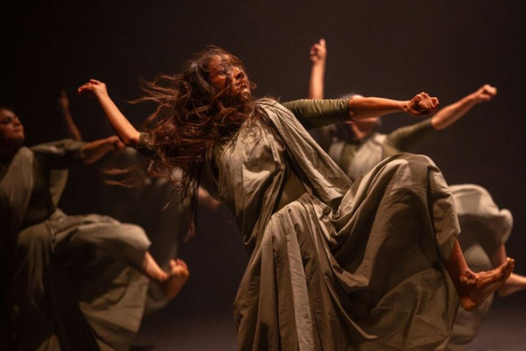Wien/Montpellier: ImPulsTanz: Akram Khans feministischer Wüstensturm "Thikra"