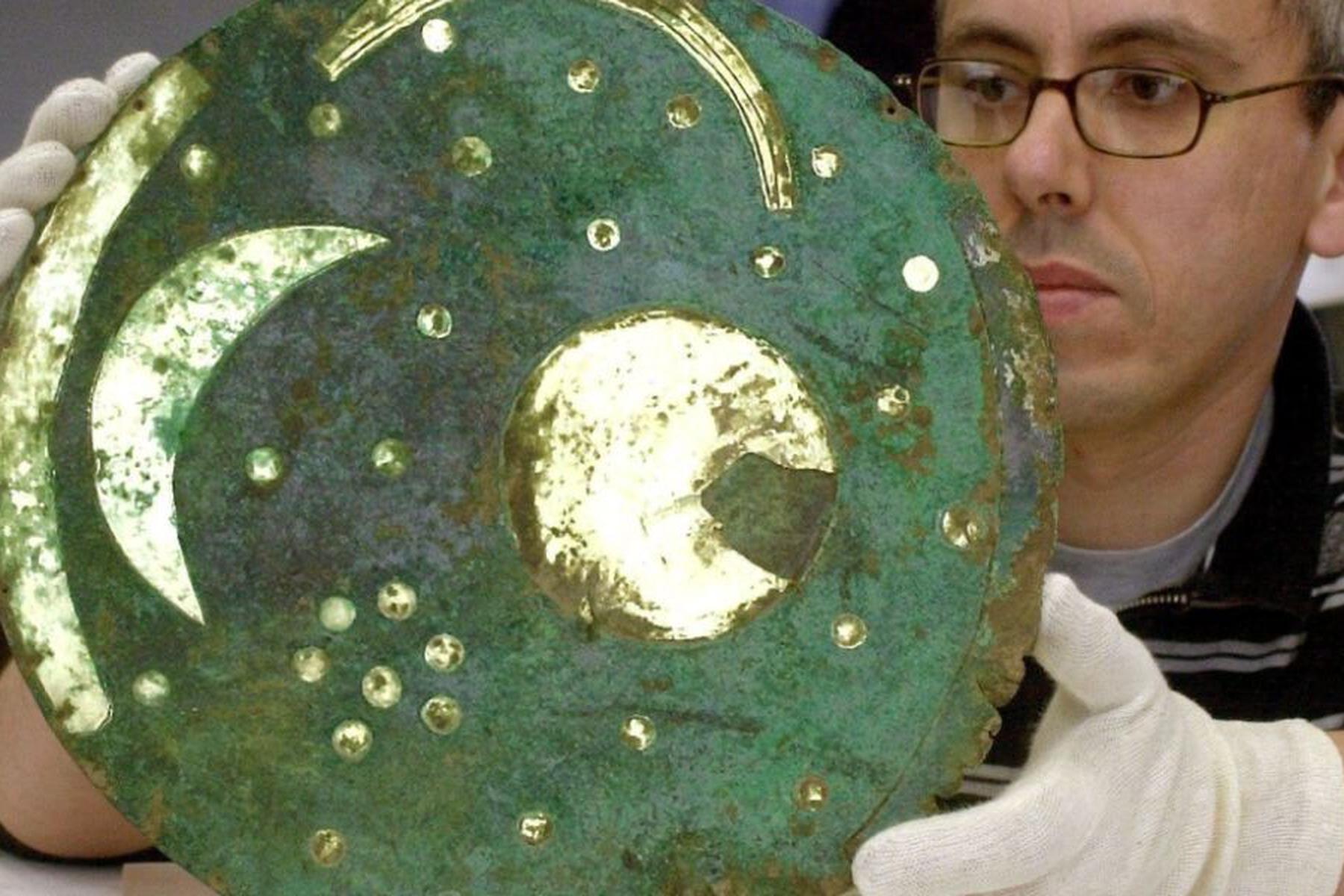 Halle: Himmelsscheibe von Nebra vor 25 Jahren gefunden