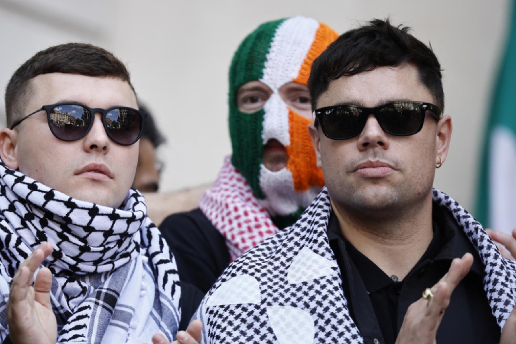 Wien: Umstrittene Rap-Band Kneecap soll in Wien auftreten