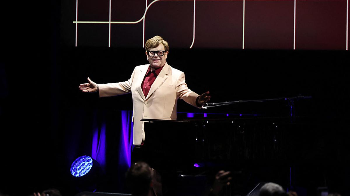 Elton John hat schwere Augenprobleme | Elton John hat schwere Augenprobleme