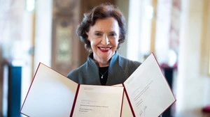 Petrisch wurde zugleich Ehrenmitglied des Burgtheaters | Petrisch wurde zugleich Ehrenmitglied des Burgtheaters