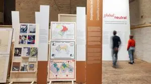 Blick in die Ausstellung "Global - Neutral" im AzW Wien | Blick in die Ausstellung "Global - Neutral" im AzW Wien
